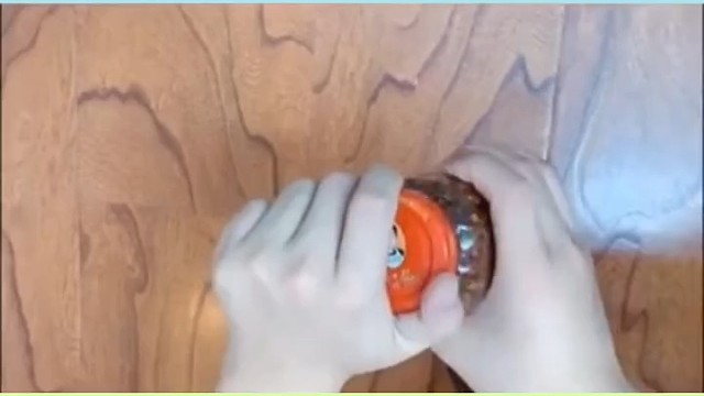 当中枢神经系统释放过多兴奋物质时，小脑的生理活动就会变得很兴奋，此时小脑与大脑之间的信号传递通路就会