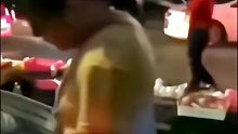 一个懂法，一个懂法！