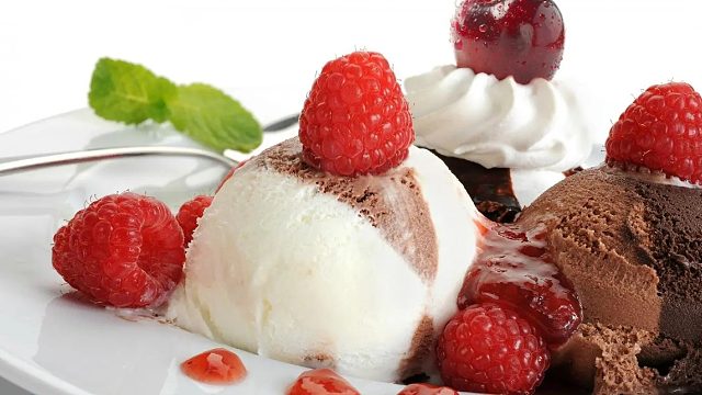 感谢琳翰老板的两枚钞票枪哇吼吼今天有一个人现在还在天空飘着没有下来