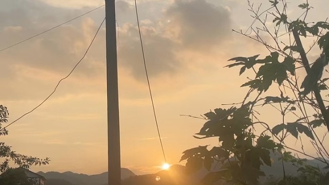 三十岁和二十岁的差别就是
喜欢的东西依旧喜欢，但我可以不拥有，我害怕的东西依旧害怕，但我可以勇敢面对