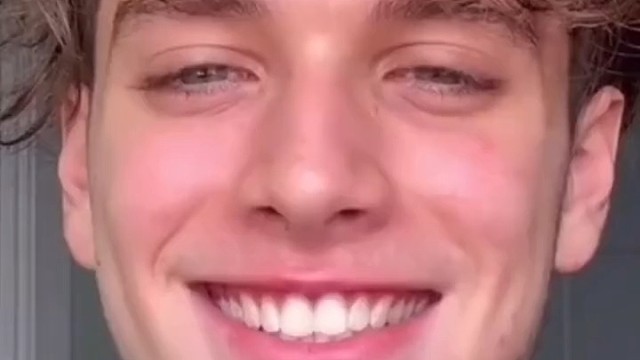 一个爆火的挑战