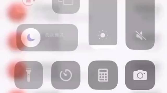 没钱你就想办法去挣而不是翻遍通讯列表找亲戚朋友借拆东墙补西墙的日子你打算过到什么时候#再不努