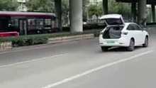 这是什么东西掉出来了？