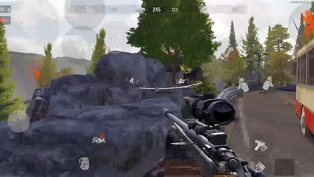 打个狙被炸成马蜂窝