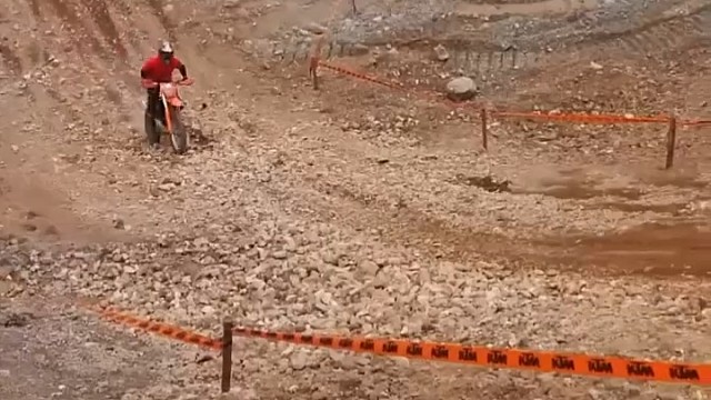 今天轮胎的抓地力格外强劲