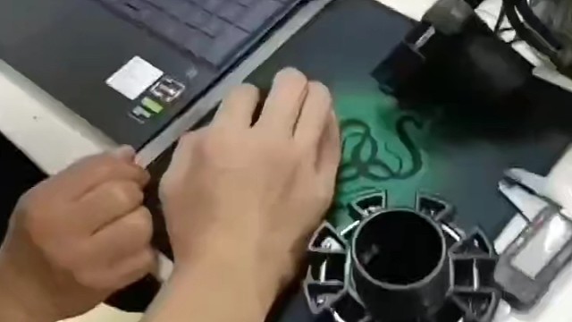 东莞清溪镇那里有教产品设计的学校