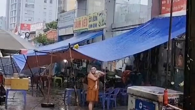 无根之水[偷笑]