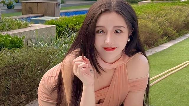 不会跳舞的美术生不是好主播