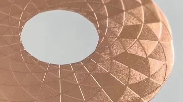 皇冠白卡热销中