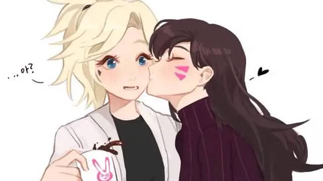 如果你回头的话，就会发现我在♥