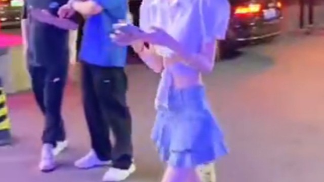 这就是传说中的魔鬼身材吗？#插画#治愈#治愈自己