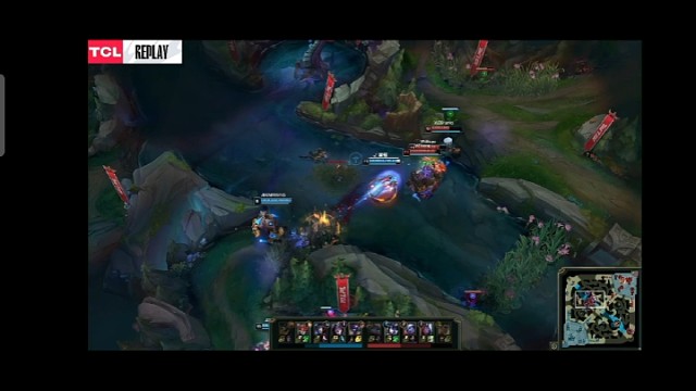 WE0:1JDG，20分钟，双方在大龙坑拉扯，ruler进场但未击杀小炮，葬送大龙。