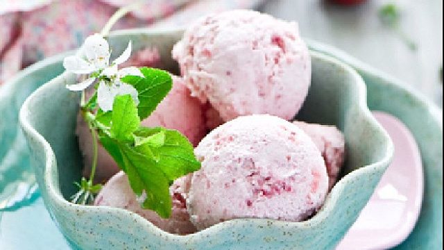 感谢奶冻老板的高能预警吼哈哈哈但是仔打这个游戏太认真了一直不敢分神一直盯着屏幕