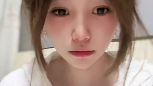 哈哈哈哈哈哈真的好像小学生