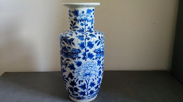 帮朋友买了一个清代的棒槌瓶