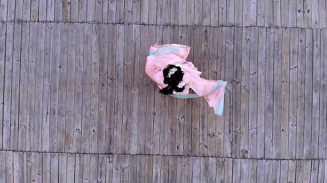 新人报到，等一个偏爱