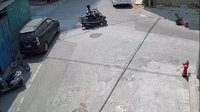 不觉得这个路口有问题？