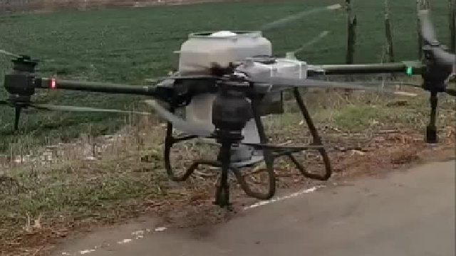 现在科技都这么发达了吗？加尿素就能飞？