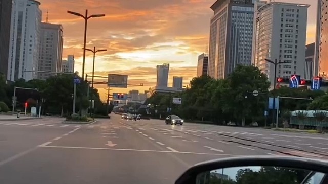 兄弟们都最近都在干嘛？