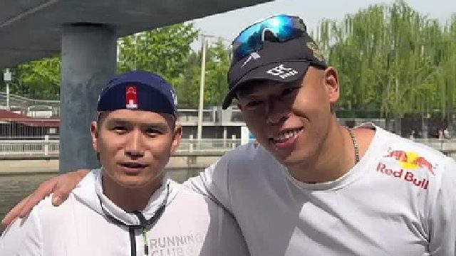 45岁大哥拿过斯巴达冠军以及完成大铁人三项，今天挑战徒手爬桥，看看能不能成功