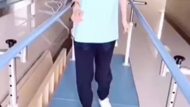 脊髓损伤能不能站起来2