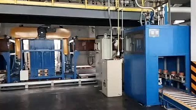 四桶摇臂式灌装机110升石化液体灌装机