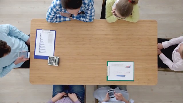 如何共享文件或限制访问权限？