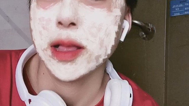 拍一个视频玩一下