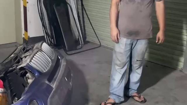 宝马X3E83前嘴总成拆车配件