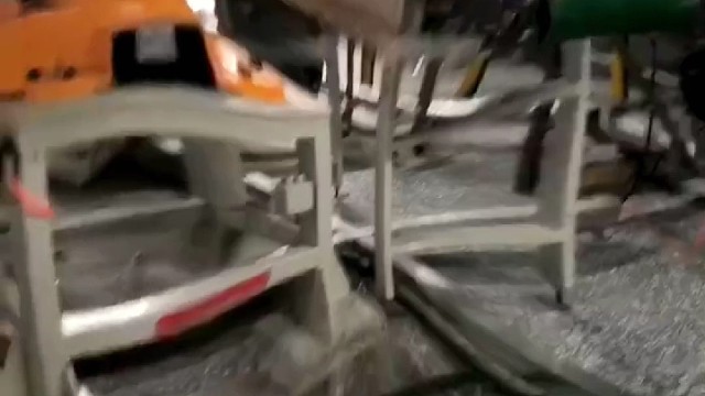 塑料颗粒拆包机械手#拆包机#拆包机械手#自动拆包机