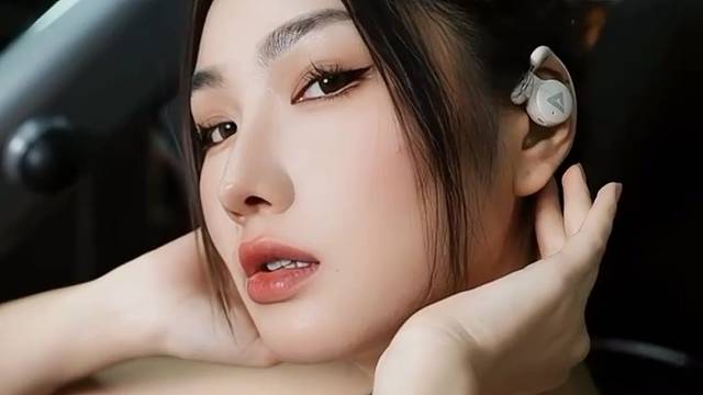 爱运动的男人们都福了……DOSS开放式运动蓝牙耳机.运动起来更容易