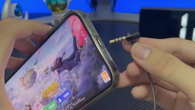 苹果手机如何使用圆孔耳机