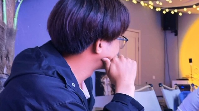 新人来一首歌，还希望大家多多支持啊