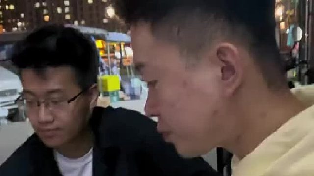 都说两句吧