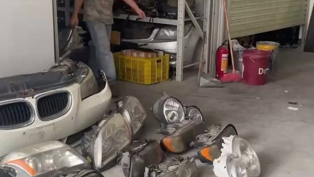 奔驰宝马考款车型大灯配件