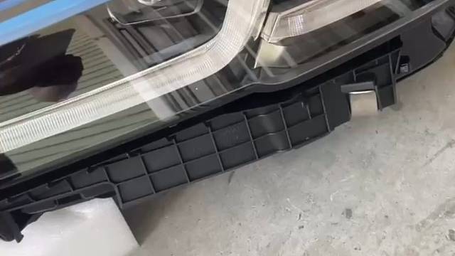 宝马G38老款升级新款