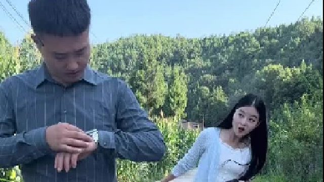 又到了搬苞谷的季节了，你们找到了搬苞谷的人了吗