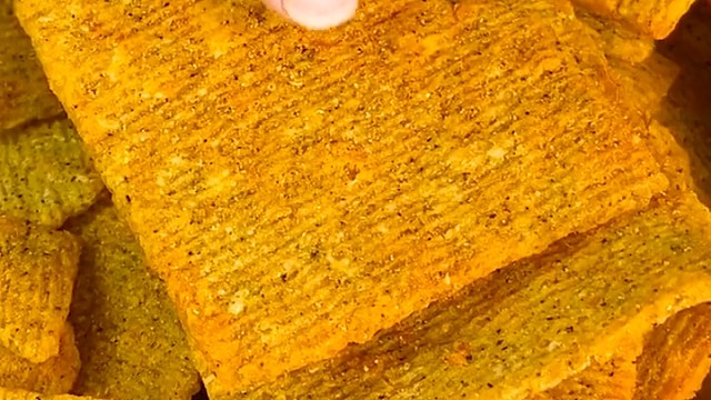 #花椒锅巴晚上追剧嘴巴寂寞？快来试试这个花椒锅巴吧，椒香十足，酥脆可口！#零食#追剧小零食#好