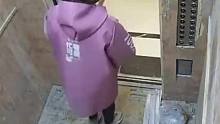 她为什么要按楼层啊，我不理解