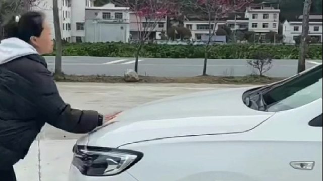 555好多人总是撞到后才知道撞到人了