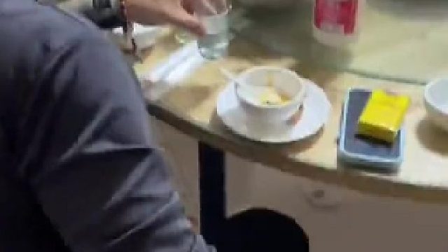 有你闺女在这个酒你是一杯也别想逃