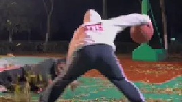 只有男生才知道这个动作有多帅！