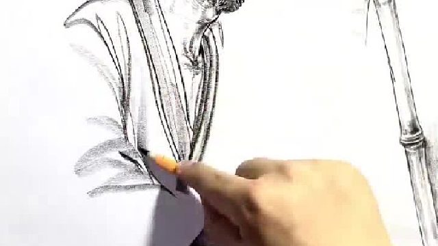 美术生手中的画笔带导航吧？要不怎么会一笔成型不涂不改的