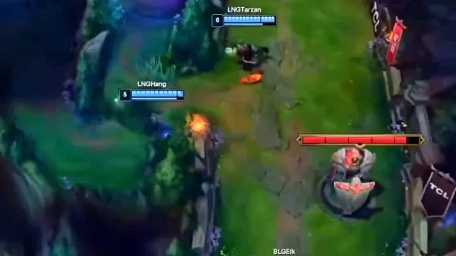 为什么对手越塔就像吃饭一样简单？