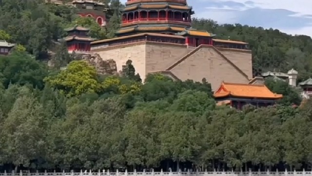 大雨后的颐和园