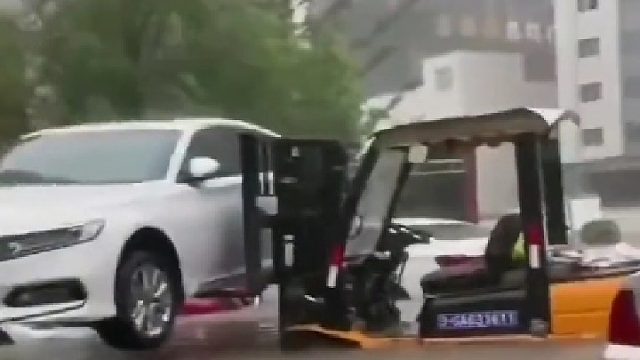 这个时候应该知道铲车有多重要