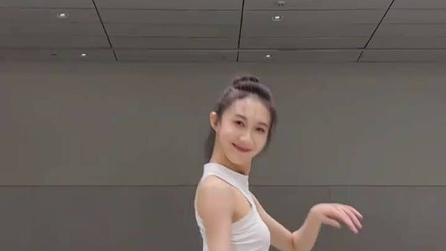 你未必光芒万丈，但始终温暖有光