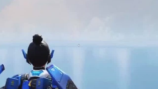 【高能英雄】最能飞的角色用他的大招在决赛圈找敌人简直不要太轻松