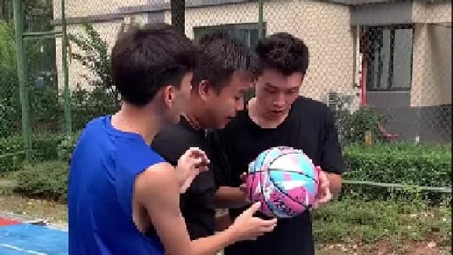 兄弟们，你们掉过球吗？