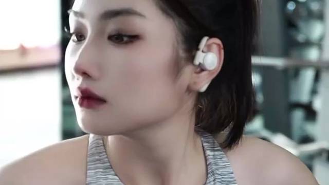 有条件的家人们一定不要错过#DOSS蓝牙耳机#蓝牙耳机运动开放式.狂甩不掉